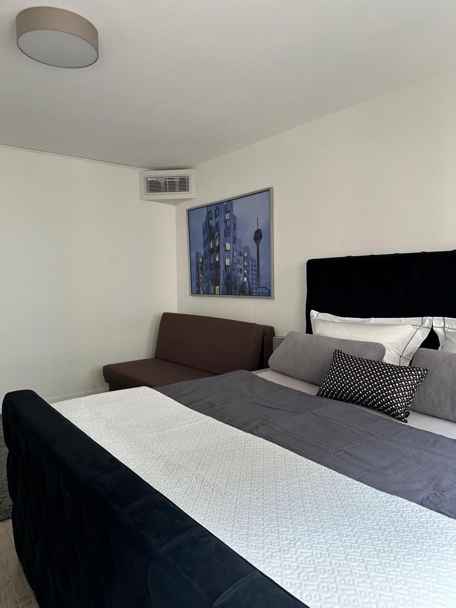 City Center Apartments Duesseldorf Екстериор снимка