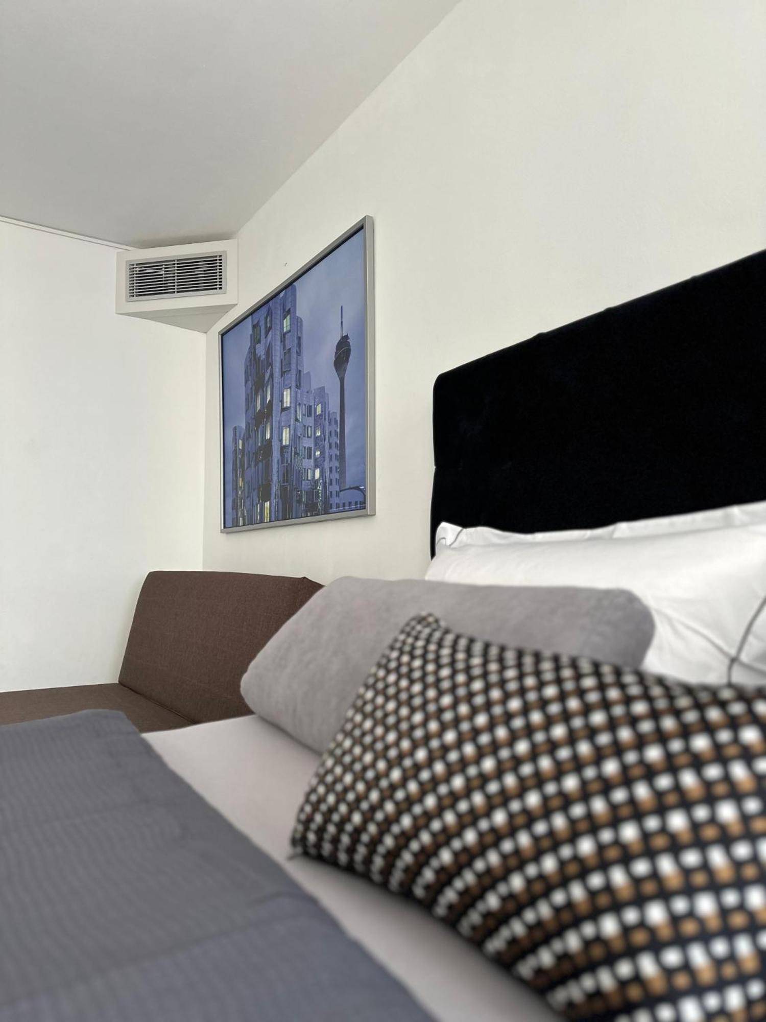 City Center Apartments Duesseldorf Екстериор снимка